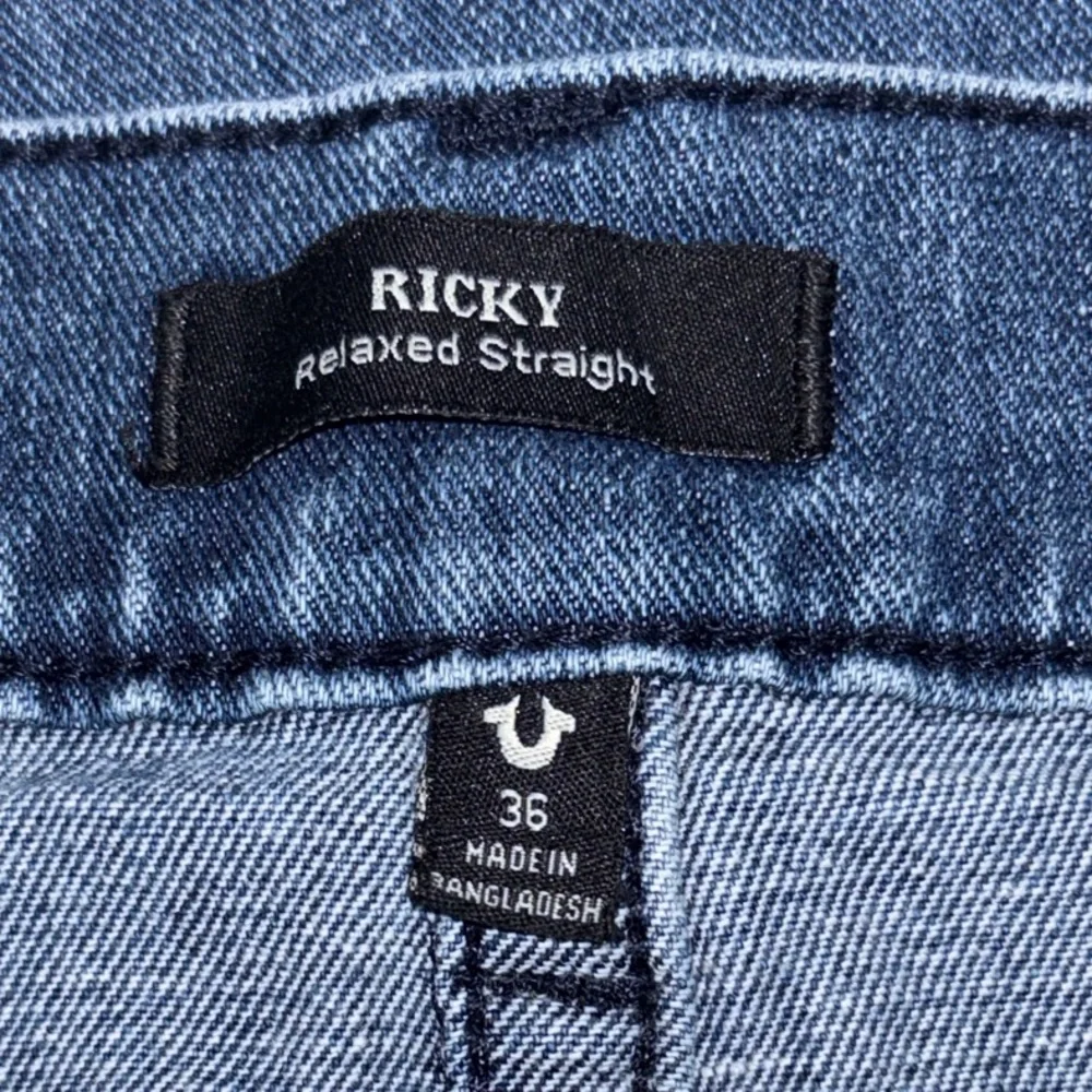 True Religion Ricky Relaxed Straight Jeans Blue Whiskered Y2K 36